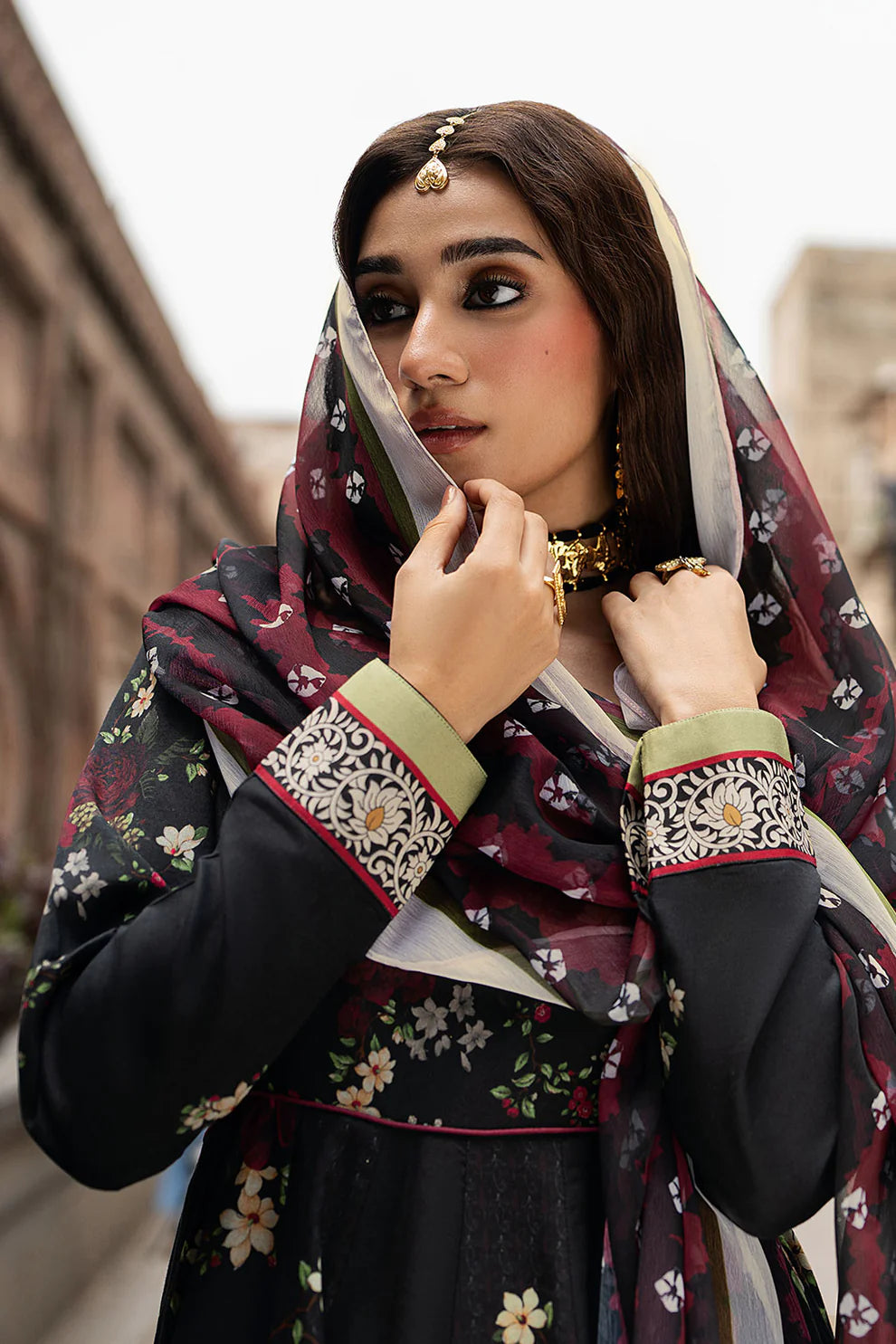 SP-106 Kali Raat – 3 Piece Cotton Silk Suit